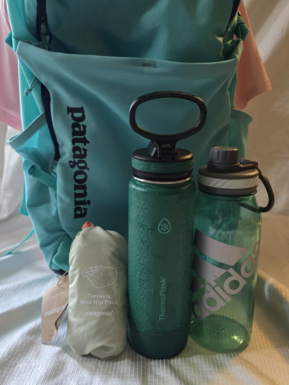 Patagonia Nine Trails 26L Bundle + NWT Mini Terravia + Bottles